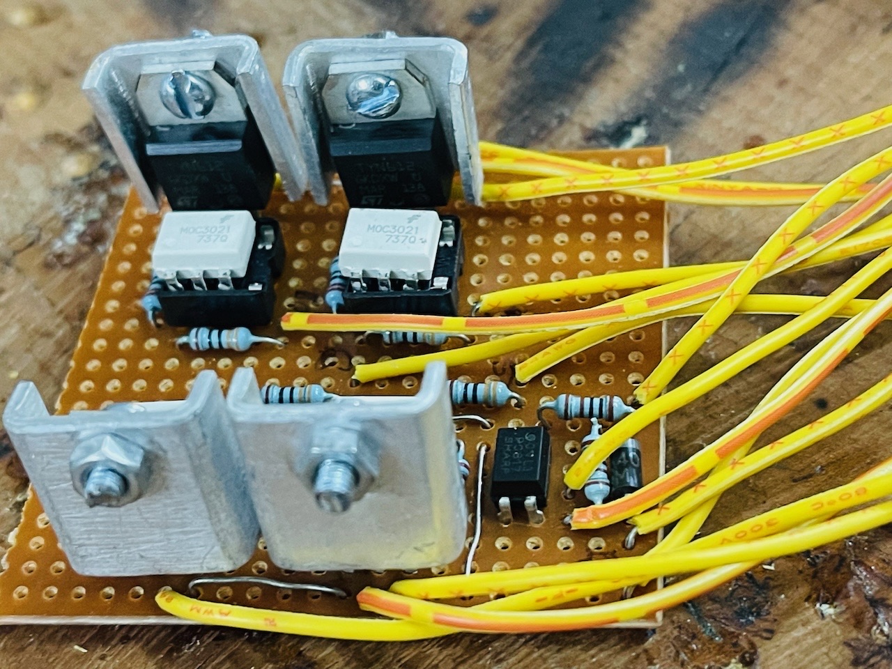 SCR Driving Circuit